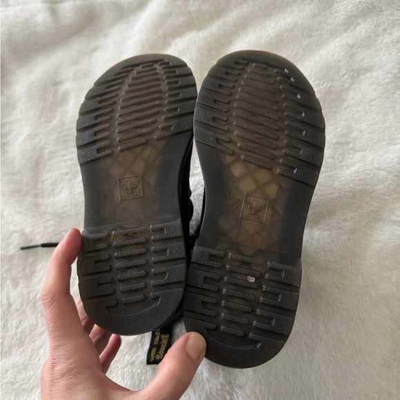 Dr. Marten's black YOUTH kids 1460 WATERPROOF LEATHER BOOTS size 2 - Picture 7 of 8